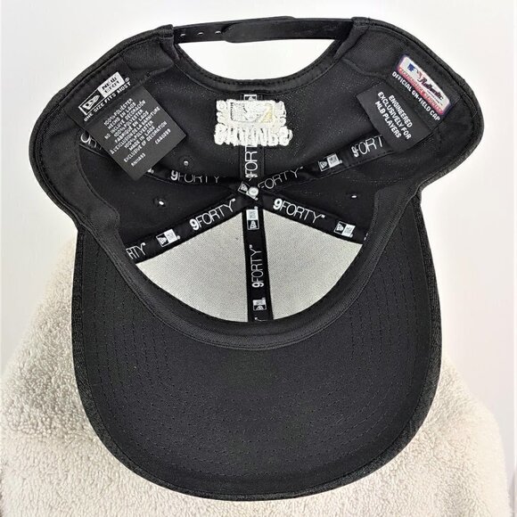 MLB Atlanta Braves 2021 World Series Official Championship Hat Adjustable Black - Picture 5 of 8